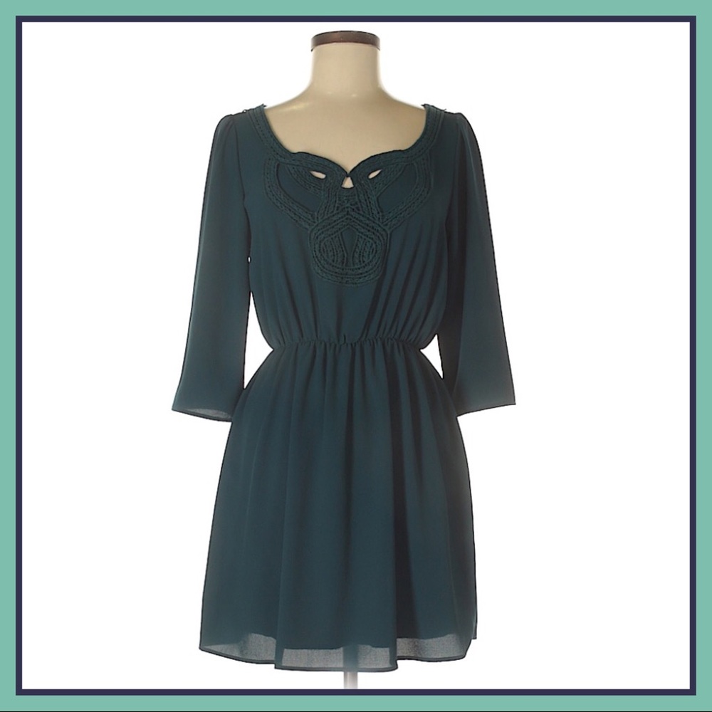 🆕Sage Green Embroidered Dress